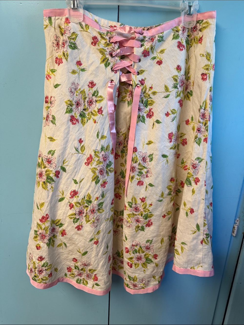 SUNDANCE catalog Cotton Floral skirt, ribbon lacing at back, size 10 new